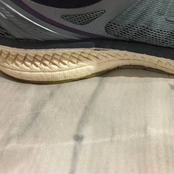 Women’s Saucony Triumph Iso 4 sneakers size 10W - Picture 6 of 12